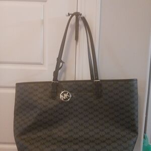 Michael Kors Black Signature Tote